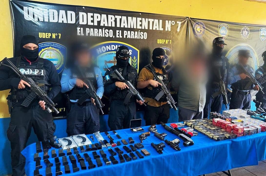 Ministerio Público obtiene auto de formal procesamiento contra presunto traficante de armas en Danlí

 